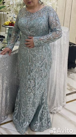 Вечернее платье