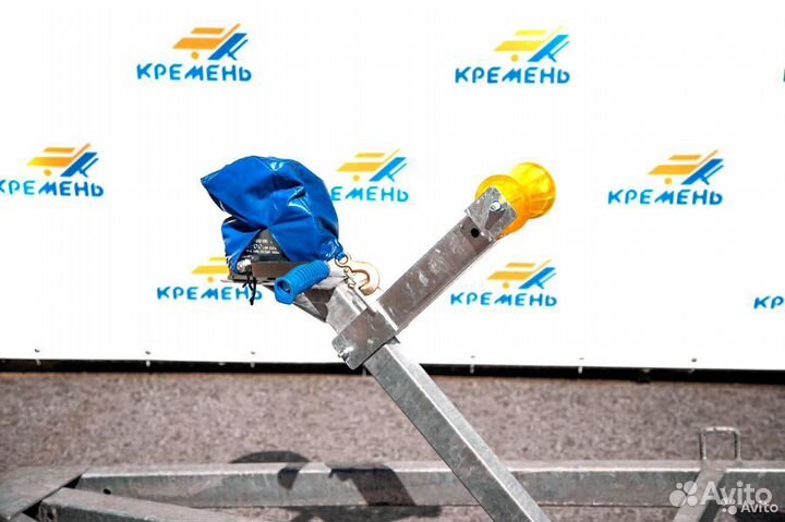 Прицеп для лодки до 4,6 м Волна Кремень