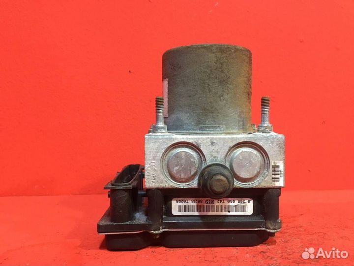 Блок ABS для Honda Civic 5D R18A2 1.8L (Б/У)