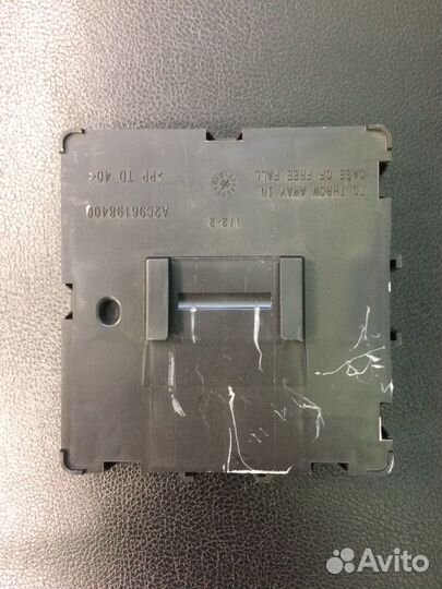 Блок управления бесключевым доступом Renault