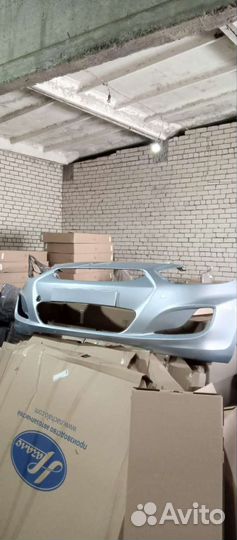 Бампер передний hyundai solaris цвет голубой