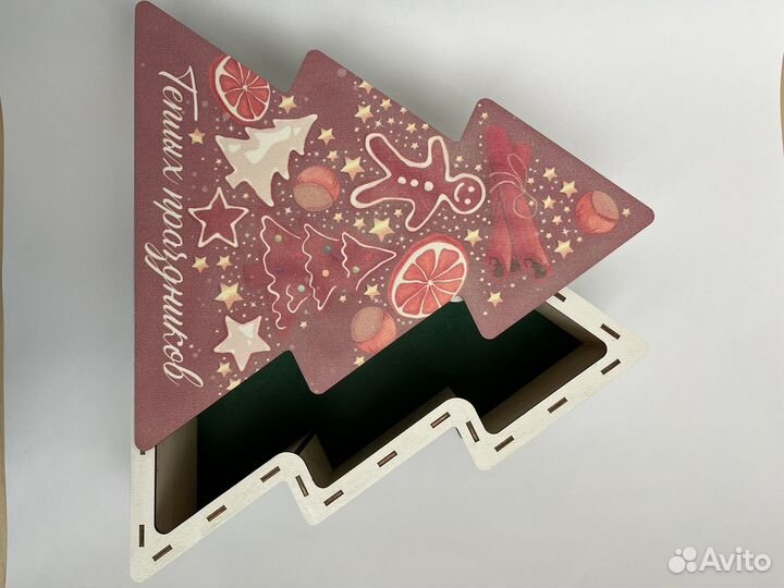 Новогодняя подарочная коробка дерево