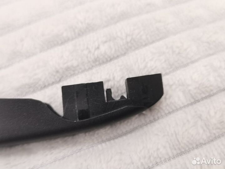 Рычаг заднего стеклоочистителя