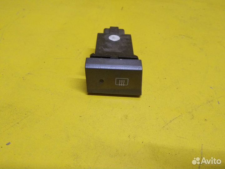 Кнопки центральной консоли Хендай Акцент