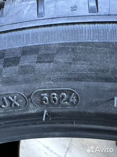 Michelin Pilot Sport 4 245/45 R20 и 275/40 R20 106Y