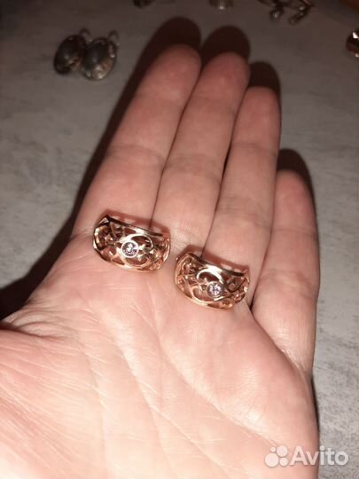 Серебряные серьги с фианитами