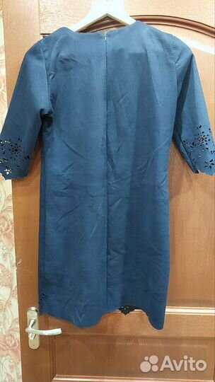 Платье из плотной ткани размер 48(L)