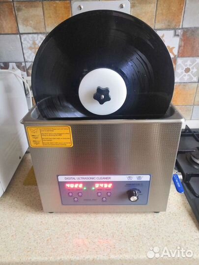 Ультразвуковая мойка виниловых пластинок