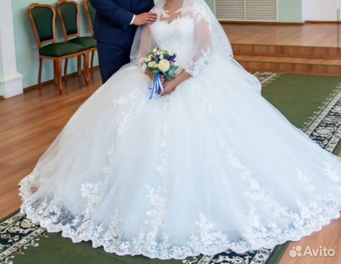 Свадебное платье