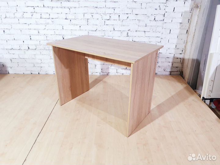 Стол компьютерный