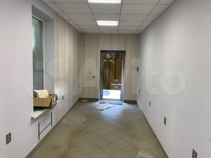 Коммерческое помещение 70 м2, большой авто трафик