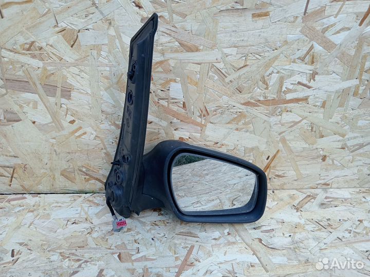 Зеркало правое Ford C-Max 2003-2010 год