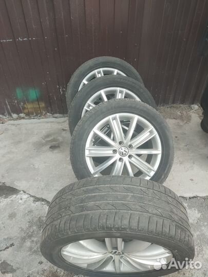 Летняя резина на дисках 235/50 р18