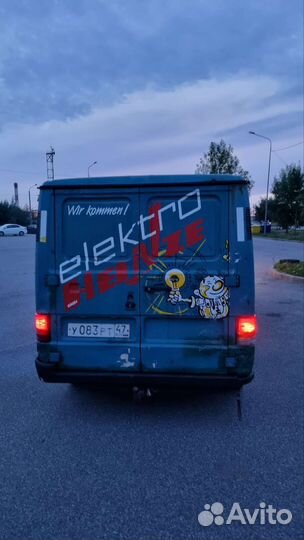 Mercedes-Benz MB100 цельнометаллический, 1993