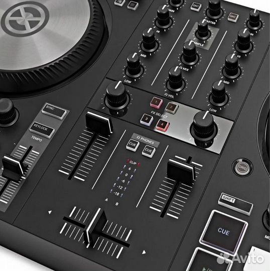 DJ Контроллер Instruments Traktor Kontrol S2 MK3