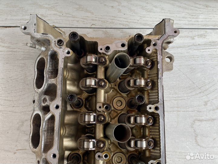 Lexus lx570 Головка блока цилиндров