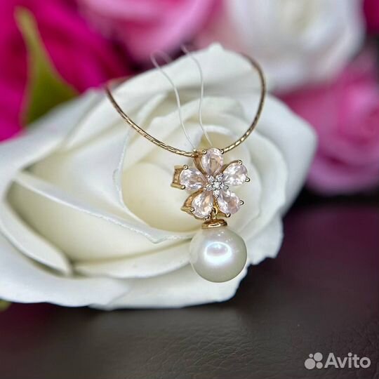 Золотая подвеска с бриллиантами и жемчугом 585