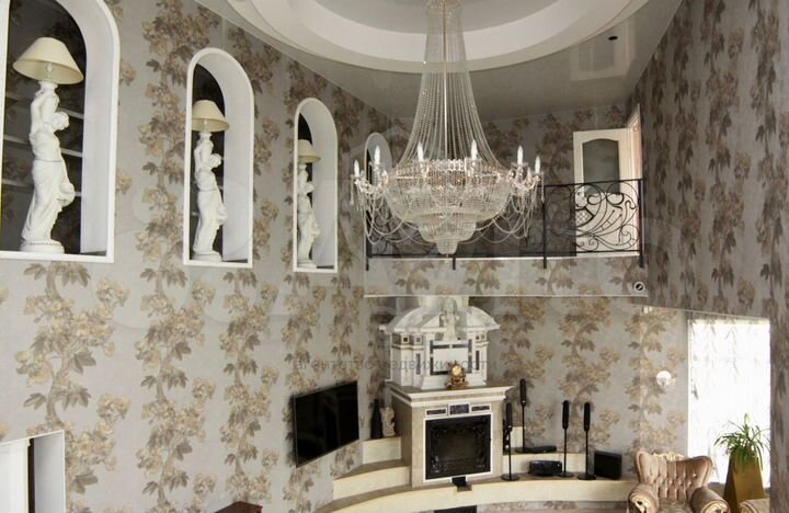 Коттедж 420 м² на участке 10 сот.