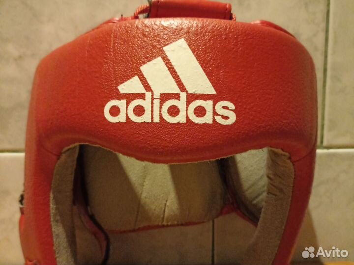 Боксерский шлем adidas aiba