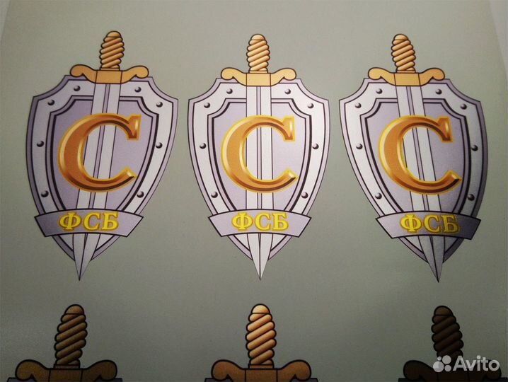 Изготовление металлизированных наклеек