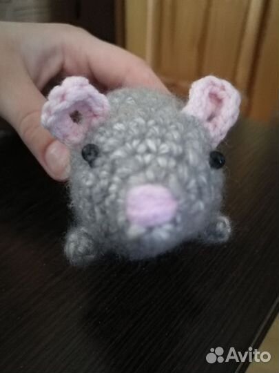 Вязаная крыска