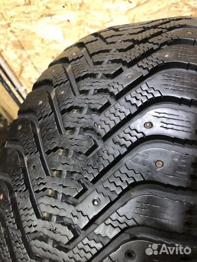 Goodyear UltraGrip 500 225/60 R17