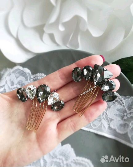 Стразовый гребень