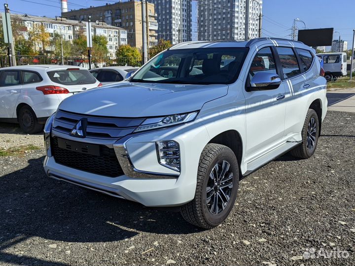 Mitsubishi Montero Sport 3.0 AT, 2023, 69 км