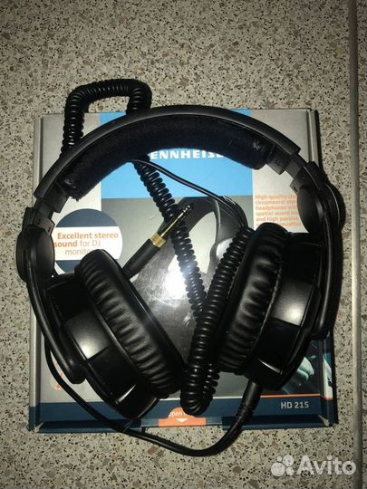 Наушники Sennheiser HD 215