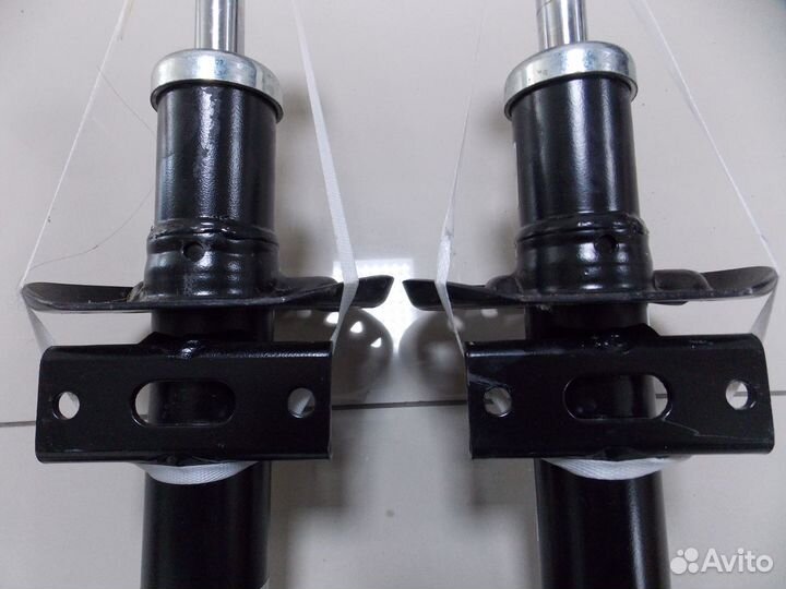 Амортизаторы передние sachs на VAG polo,rapid,ауди