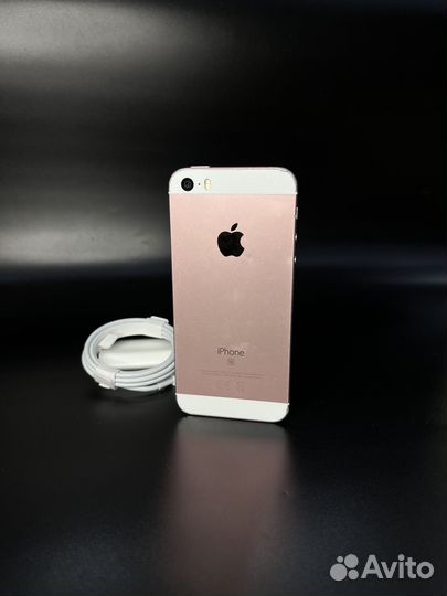 iPhone SE, 32 ГБ