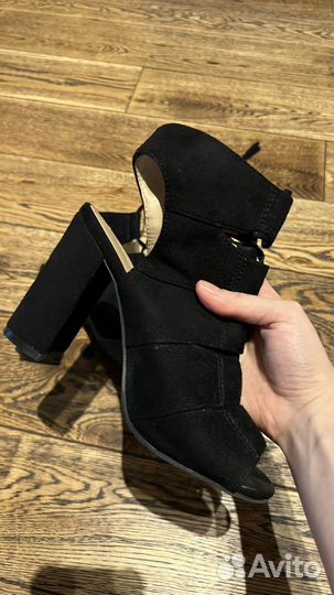 Туфли женские