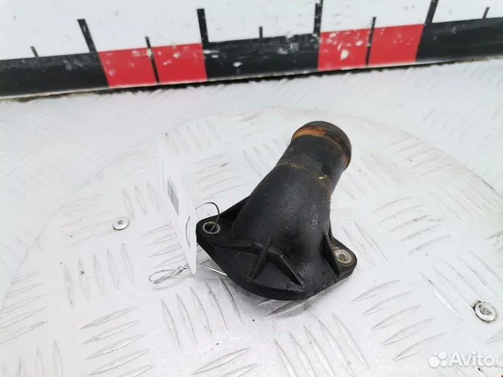 Корпус термостата для Audi A4 B5 030121121B