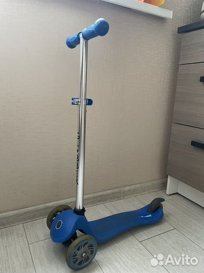 Самокат Globber трехколёсный