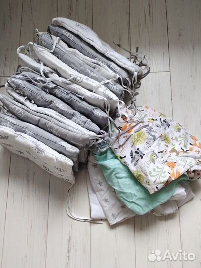 Бортики, простынь на круглую кроватку