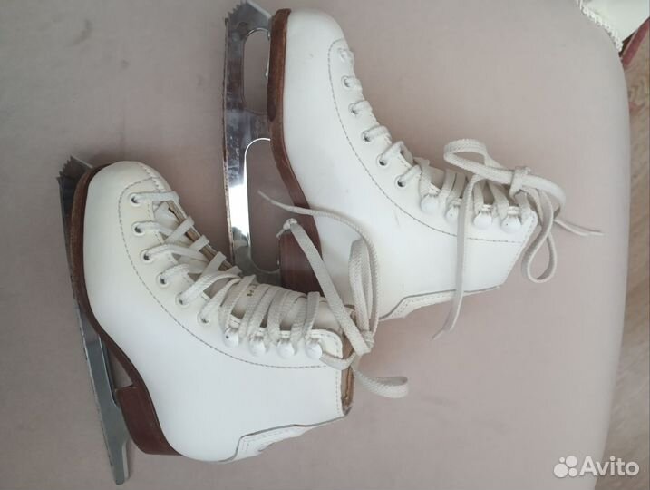Коньки фигурные