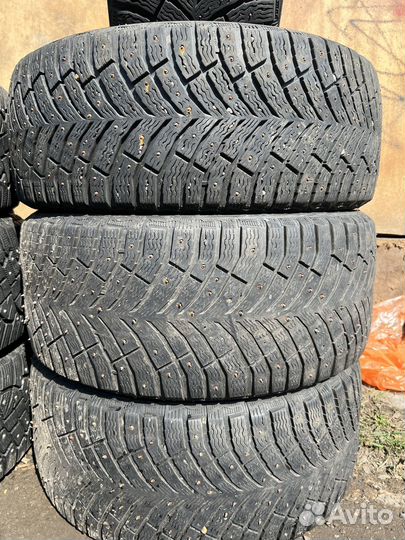 Michelin X-Ice North 4 225/45 R18 и 245/40 R18
