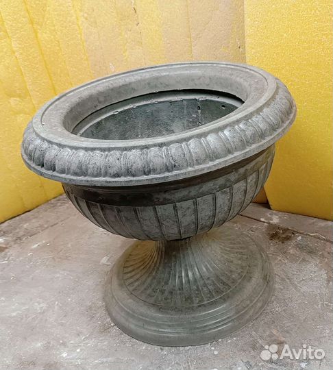 Вазон из бетона