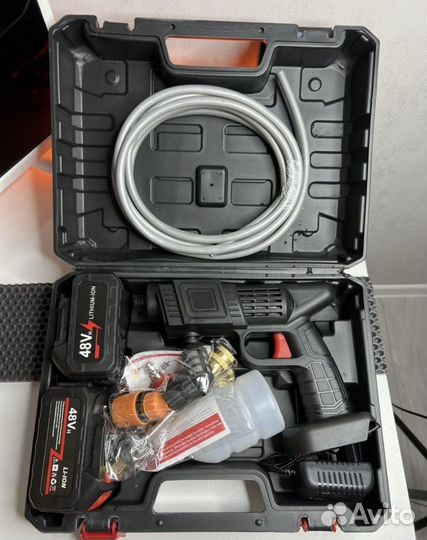 Аккумуляторная мойка высокого давления