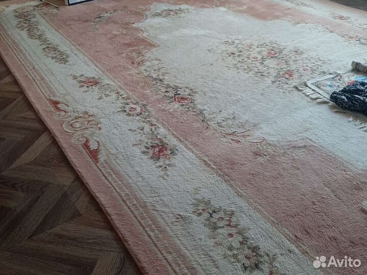 Ковер шерстяной