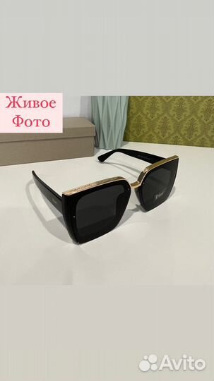 Солнцезащитные очки женские Dior черные