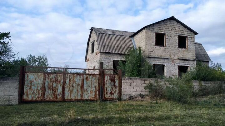 Дом 450 м² на участке 9 сот.