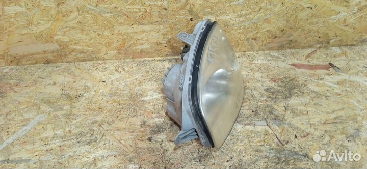 Фара левая Hyundai Santa Fe (SM) 2001