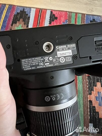 Зеркальный фотоаппарат canon 1000d