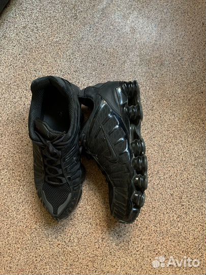 Кроссовки мужские nike shox