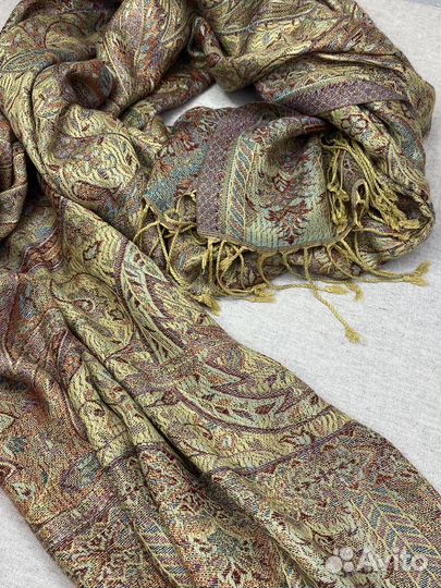 Палантин из натурального шелка