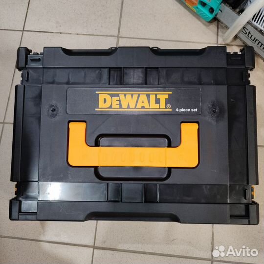 Набор инструментов DeWalt 4в1