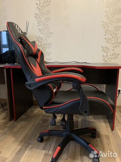 Компьютерное кресло