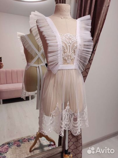 Фартук школьный белый из фатина новый