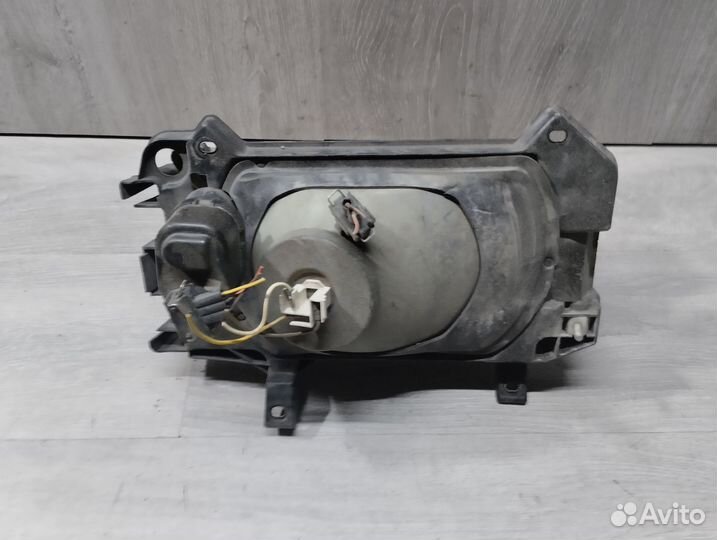 Фара правая фольксваген транспортер т4